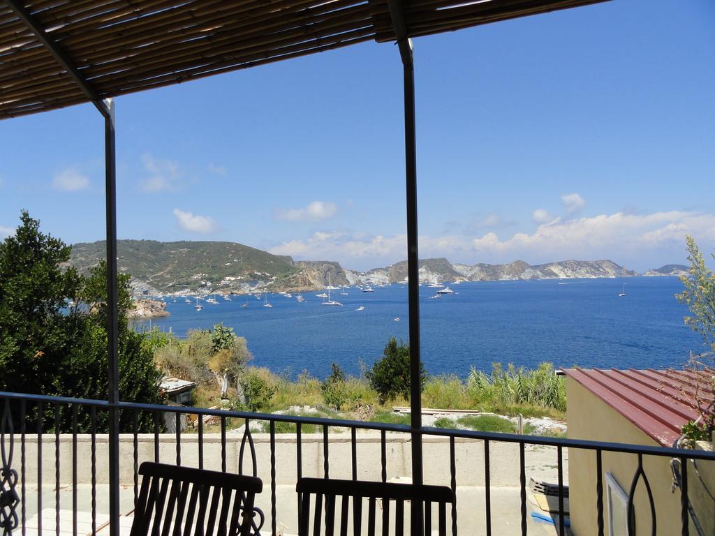 Chiaia Apartments Ponza Ruang foto